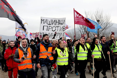 Studentski marš za Niš